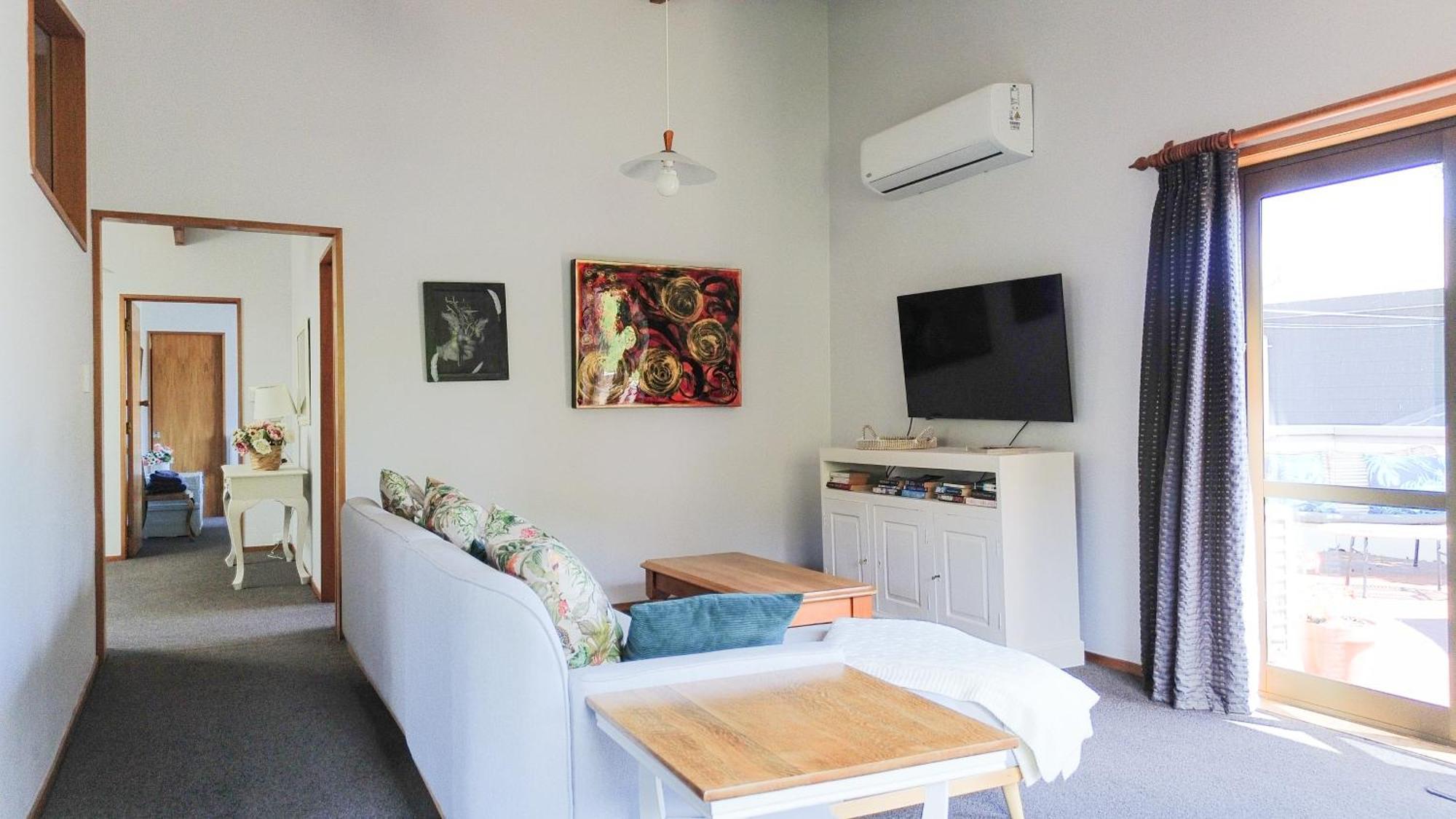 Large, Comfy, Stylish Apartment 해브록노스 외부 사진